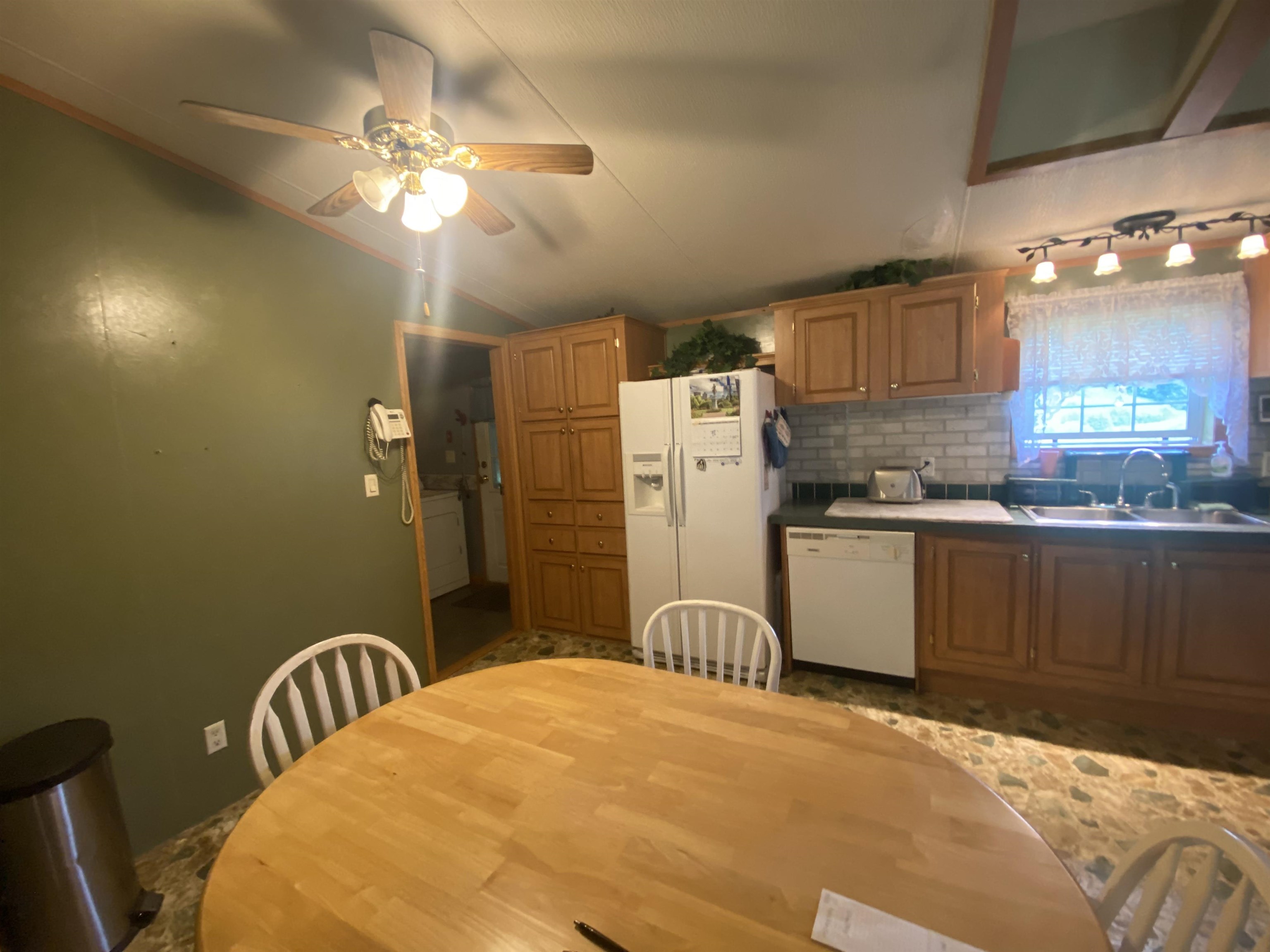 811 New Boston Road St. Johnsbury, VT 05819 - Photo 9 of 37 Gallery Image 9