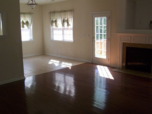 504 Lakeside Drive Anderson, SC 29621 - Photo 6 of 12 Gallery Image 6