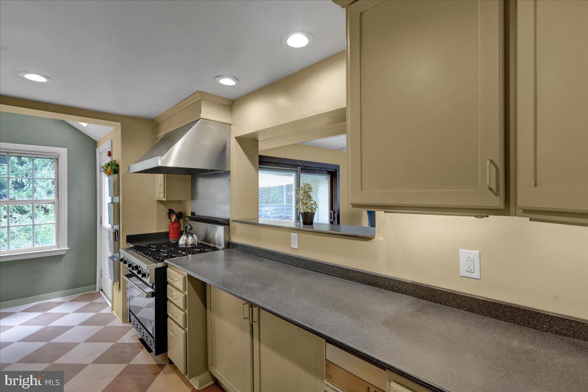 111 Maple Avenue Reading, PA 19607 - Photo 15 of 58 Gallery Image 15