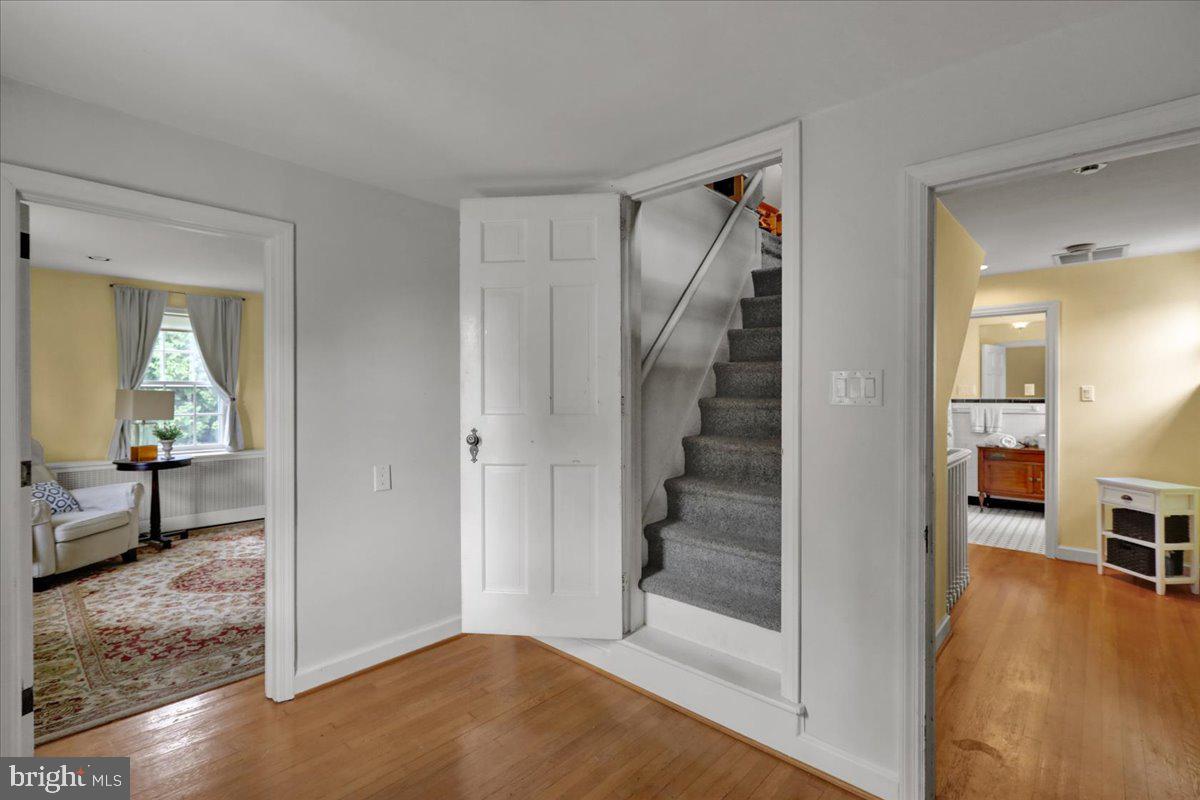 111 Maple Avenue Reading, PA 19607 - Photo 41 of 58 Stairs to 3rd floor