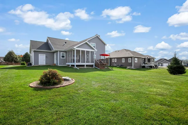 $724,900 | 315 Liberty Park Drive, Oregon, WI 53575