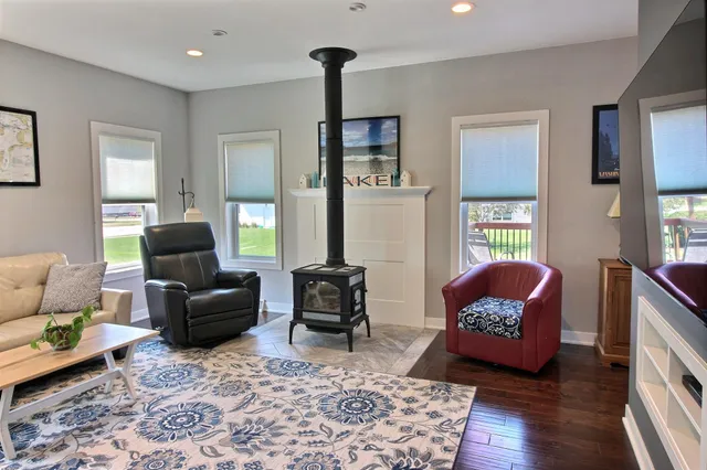 $724,900 | 315 Liberty Park Drive, Oregon, WI 53575