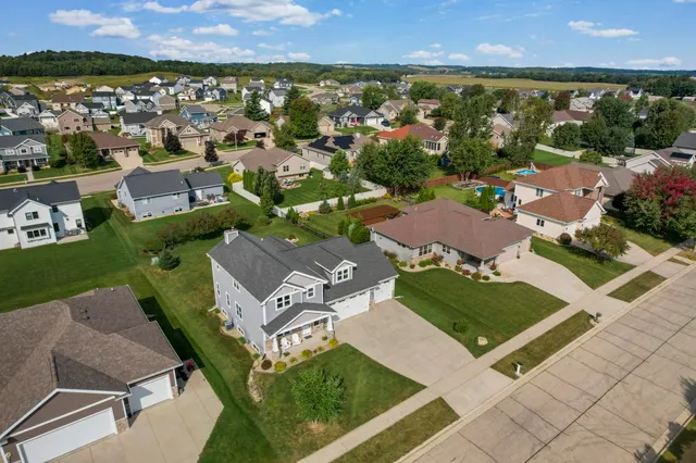$724,900 | 315 Liberty Park Drive, Oregon, WI 53575