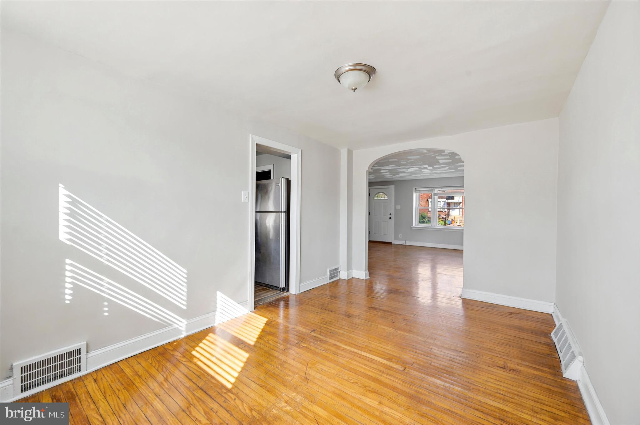 1522 Beverly Road Philadelphia, PA 19138 - Photo 5 of 15 Gallery Image 5