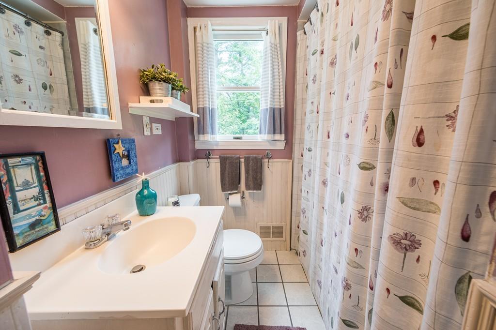 34 Wescroft Road Reading, MA 01867 - Photo 17 of 36 Gallery Image 17