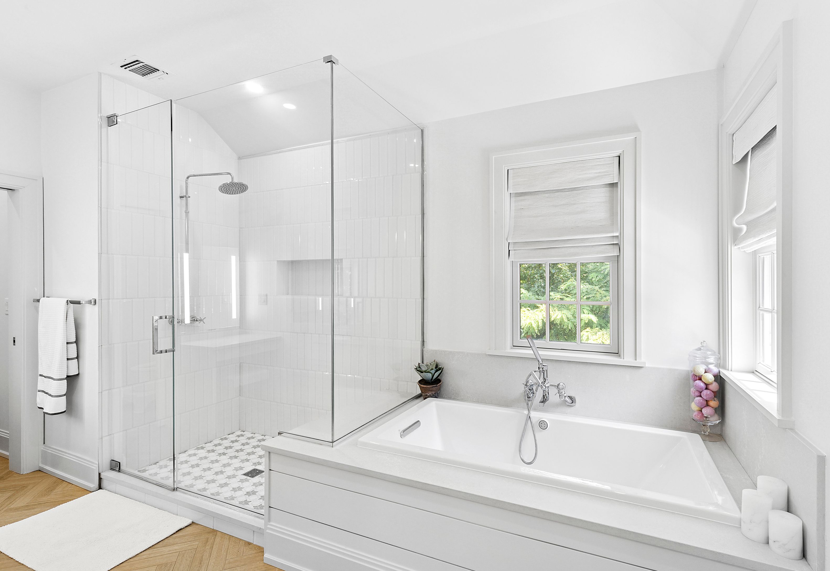 86 Roses Grove Road Southampton, NY 11968 - Photo 13 of 30