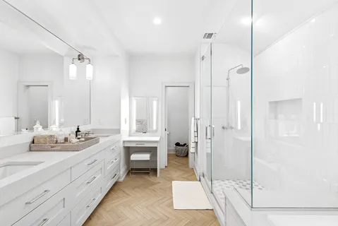 $3,395,000 | 86 Roses Grove Road, Southampton, NY 11968