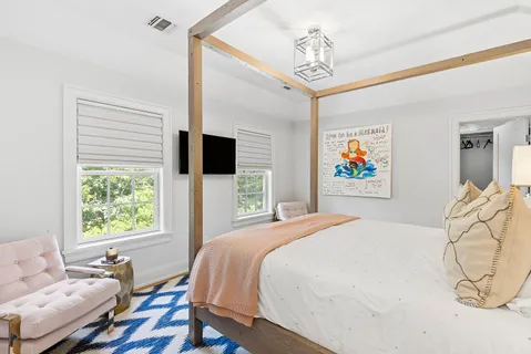 $3,395,000 | 86 Roses Grove Road, Southampton, NY 11968