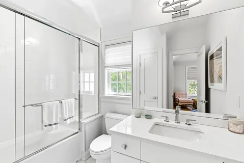 $3,395,000 | 86 Roses Grove Road, Southampton, NY 11968