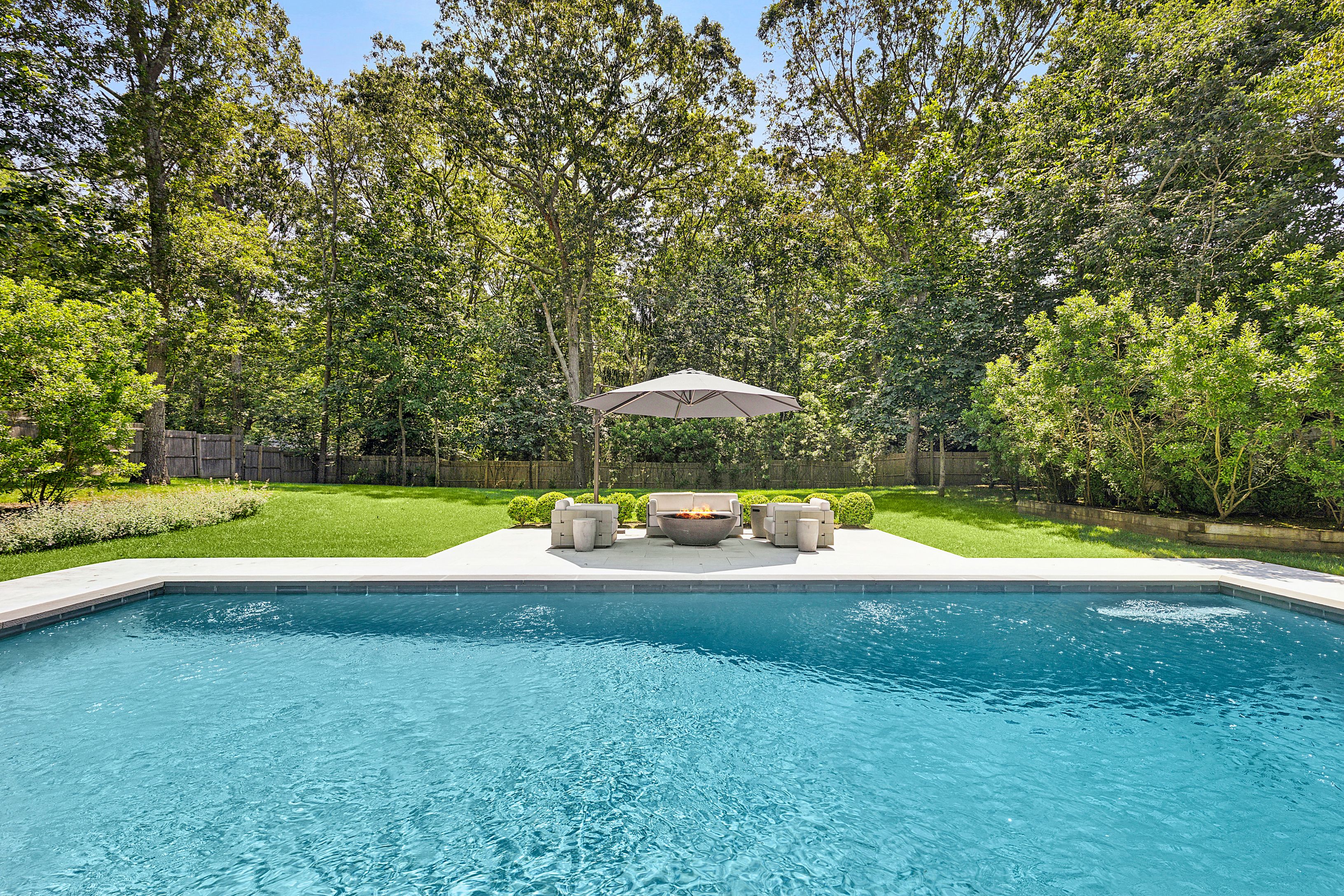 86 Roses Grove Road Southampton, NY 11968 - Photo 27 of 30