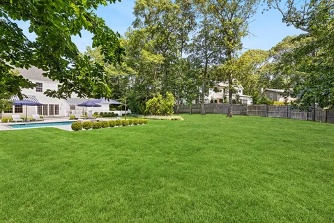 $3,395,000 | 86 Roses Grove Road, Southampton, NY 11968