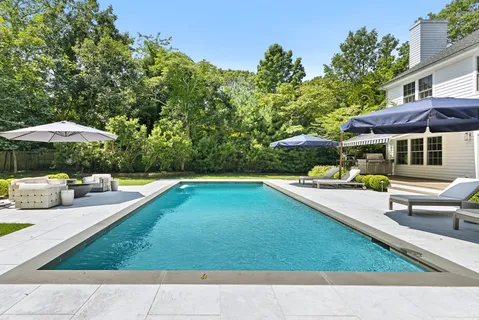 $3,395,000 | 86 Roses Grove Road, Southampton, NY 11968