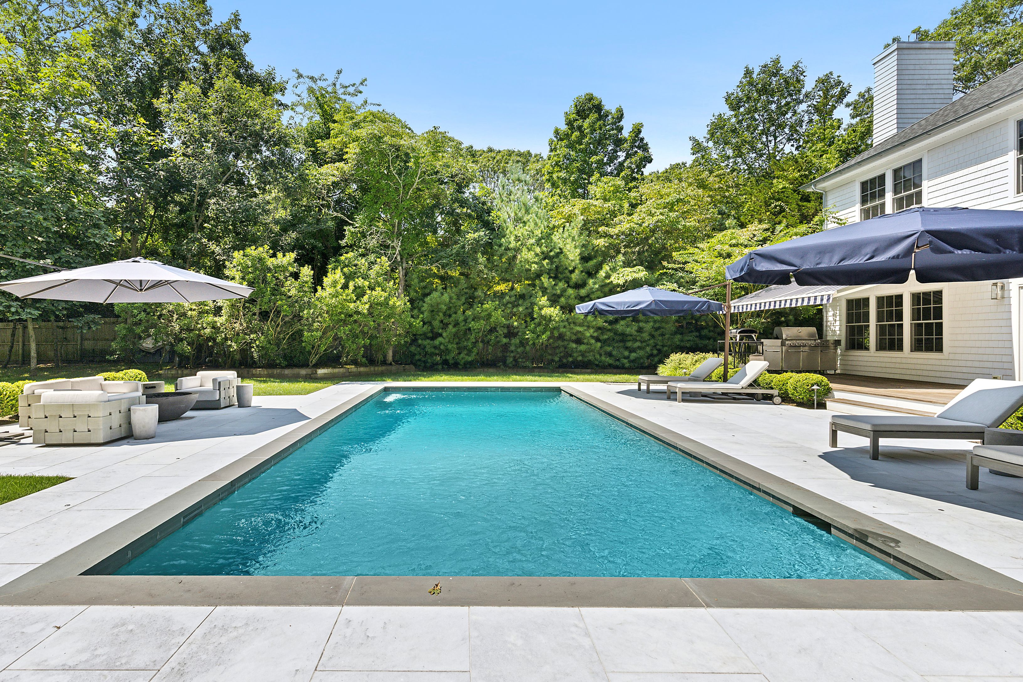 86 Roses Grove Road Southampton, NY 11968 - Photo 4 of 30