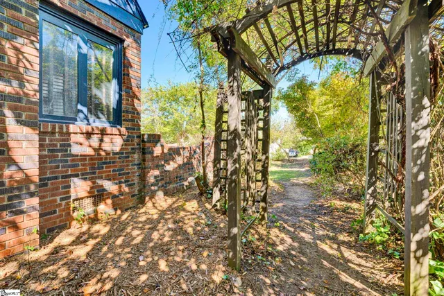 $249,900 | 108 Irby Avenue, Laurens, SC 29360