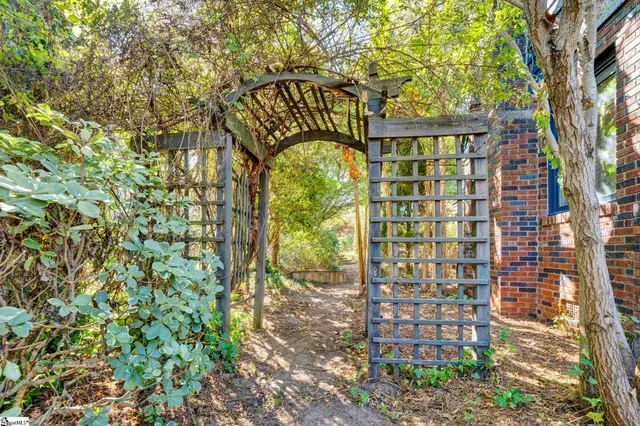 $249,900 | 108 Irby Avenue, Laurens, SC 29360