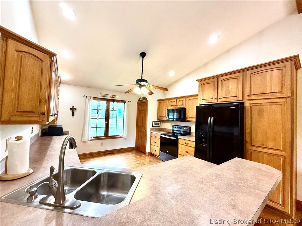 2825 Leon Prall Road Otisco, IN 47163 - Photo 16 of 99