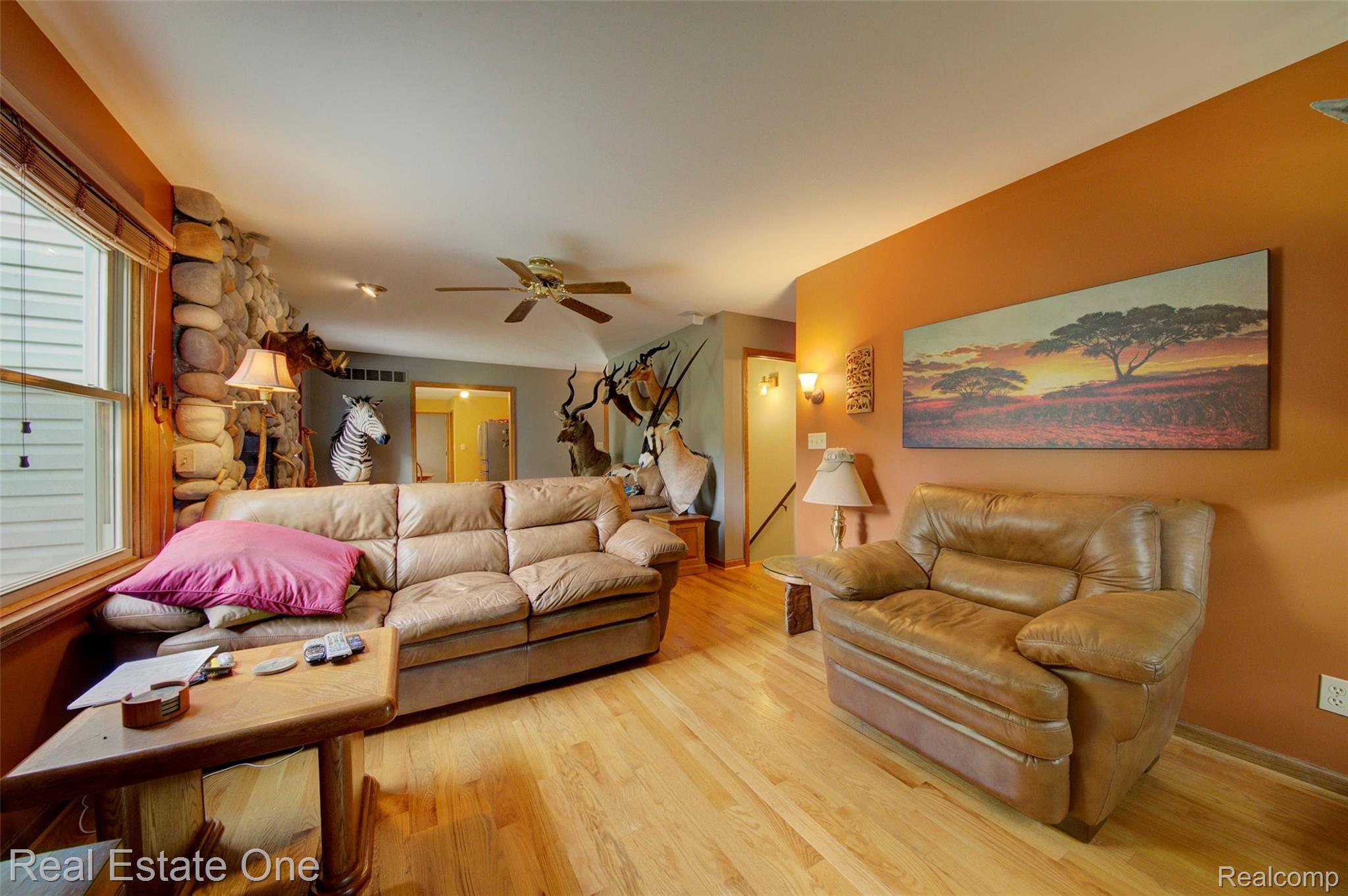 7112 Richardson Road Howell, MI 48843 - Photo 12 of 97 930A4771_2_3.jpg