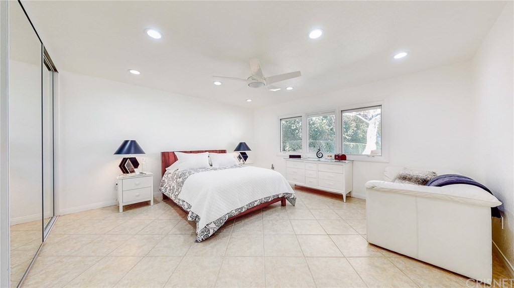 26127 Millstream Drive Canyon Country, CA 91387 - Photo 22 of 68 Master Bedroom