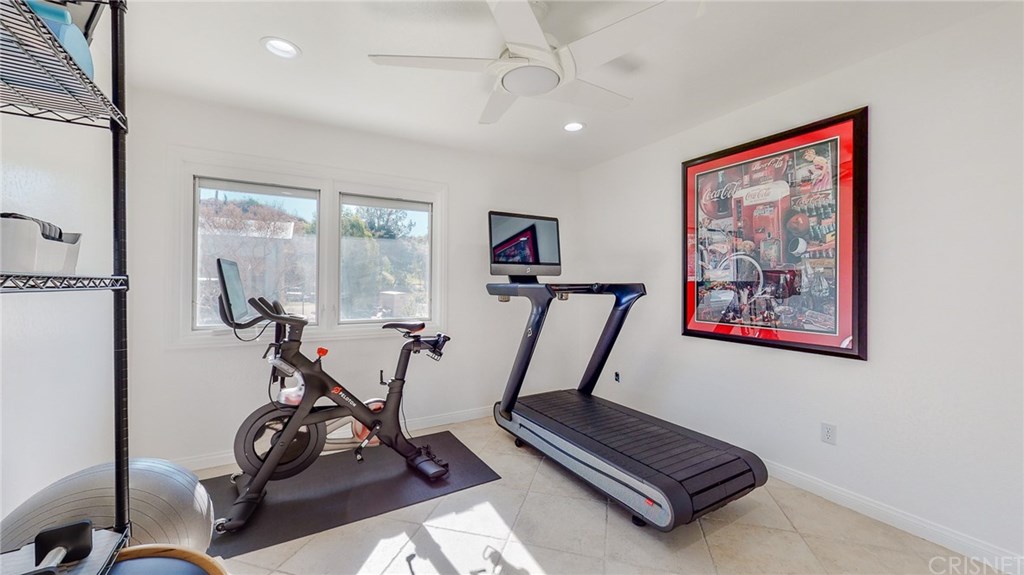 26127 Millstream Drive Canyon Country, CA 91387 - Photo 33 of 68 Guest Bedroom 3