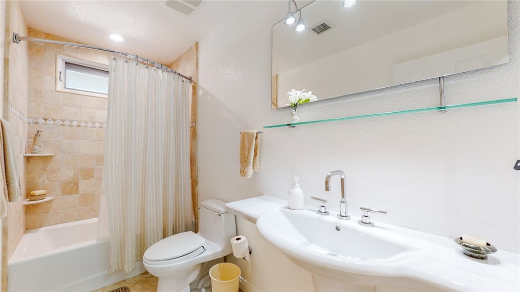 26127 Millstream Drive Canyon Country, CA 91387 - Photo 39 of 68 Guest Bathroom 2