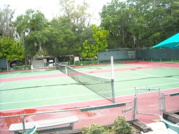 $3,800 | 1700 Glenhouse Drive, Unit 305, Sarasota, FL 34231