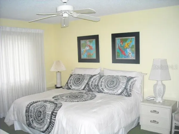 $3,800 | 1700 Glenhouse Drive, Unit 305, Sarasota, FL 34231