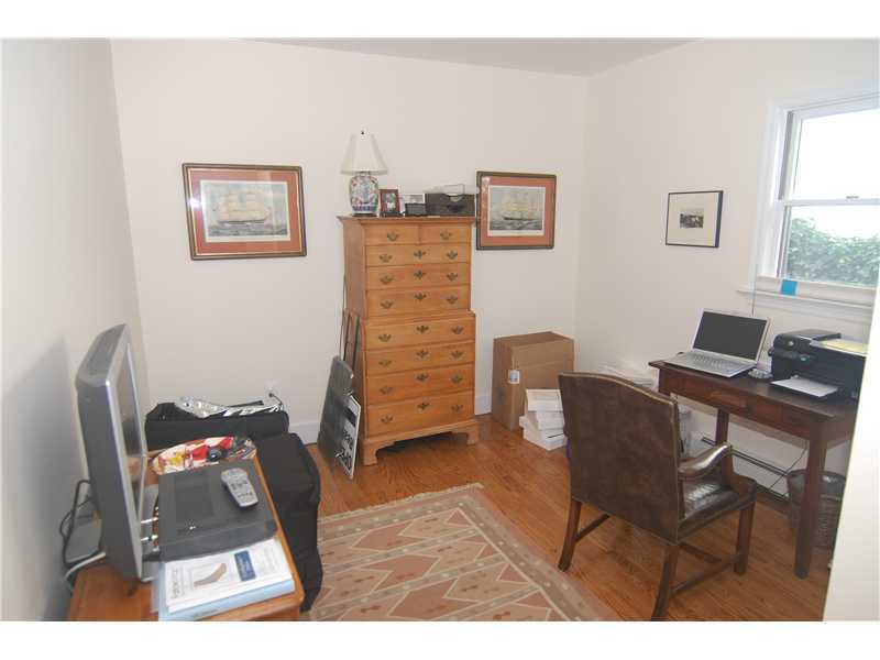 3 Yarmouth Road Rowayton, CT 06853 - Photo 11 of 15 a workspace with furniture and a window