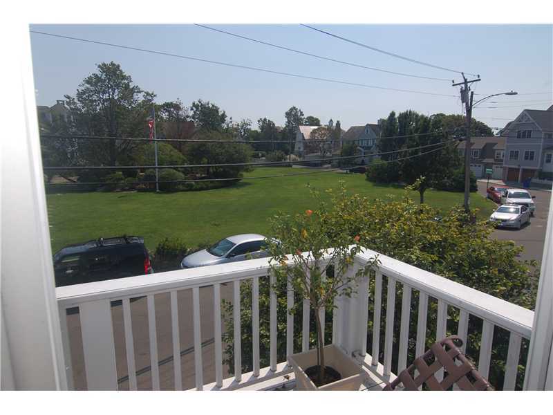 3 Yarmouth Road Rowayton, CT 06853 - Photo 4 of 15 a view of a wooden fence