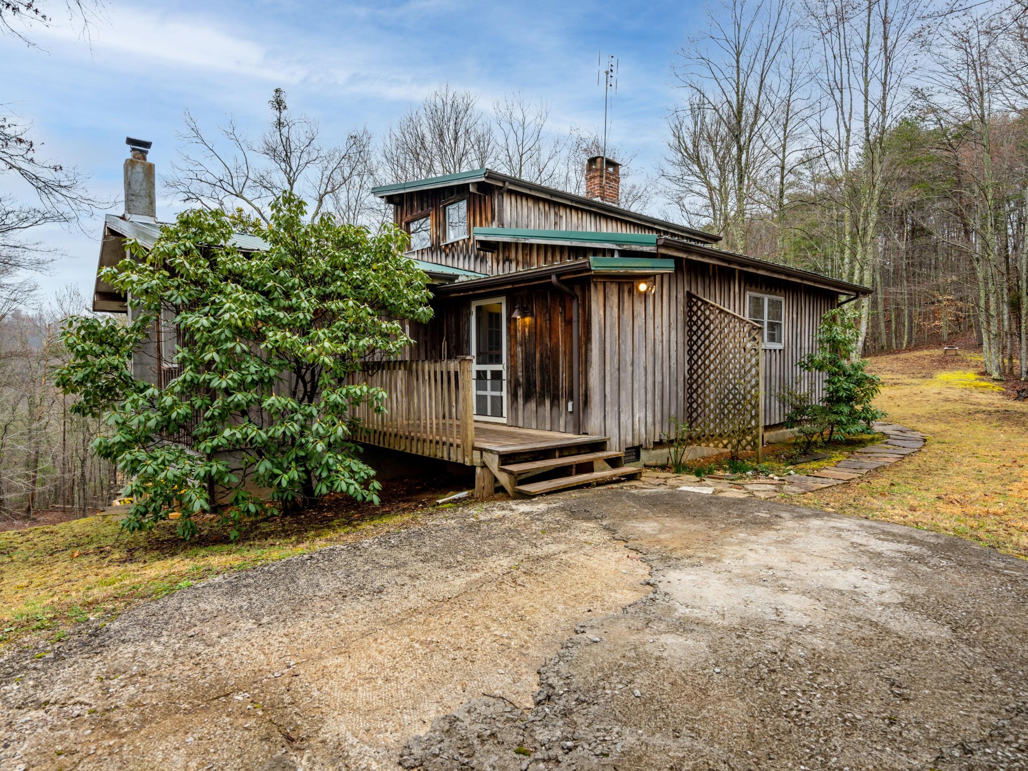 236 Cooper Road Vonore, TN 37885 - Photo 3 of 39