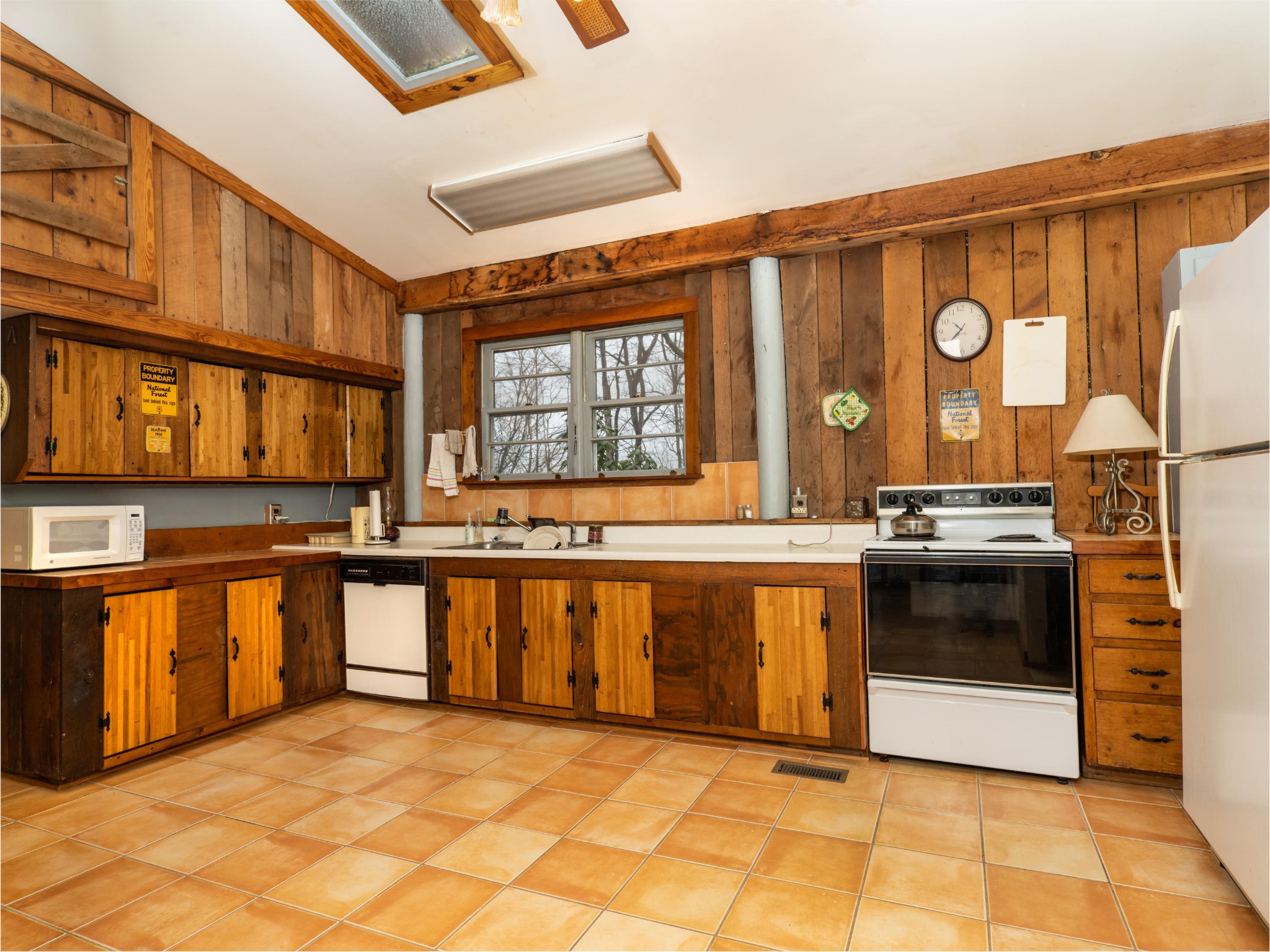 236 Cooper Road Vonore, TN 37885 - Photo 7 of 39