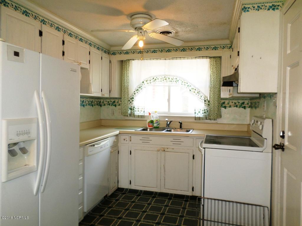 1696 Catherine Lake Road Jacksonville, NC 28540 - Photo 9 of 29 SAM_2174