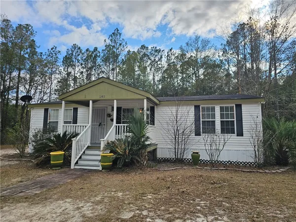 $189,000 | 181 Drury Lane, Hortense, GA 31543
