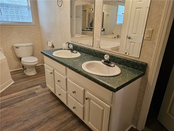 $189,000 | 181 Drury Lane, Hortense, GA 31543