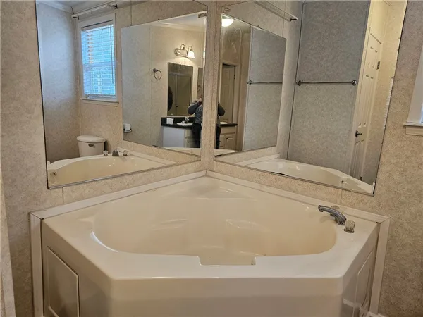 $189,000 | 181 Drury Lane, Hortense, GA 31543