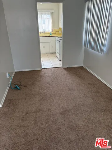 $1,650 | 818 East Nutwood Street, Unit 818 1/4, Inglewood, CA 90301