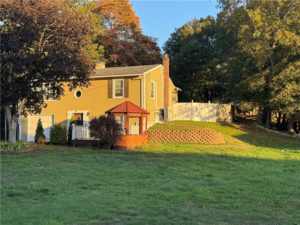 25 Advent Street North Kingstown, RI 02852 - Photo 2 of 8