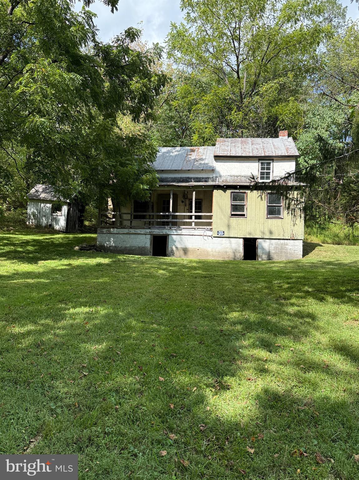 189 Piedmont Orchard Road Linden, VA 22642 - Photo 2 of 6