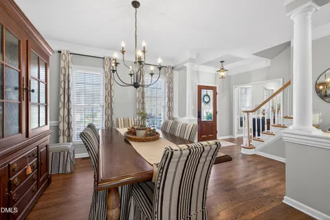 $649,900 | 9805 Rockledge Drive, Raleigh, NC 27617