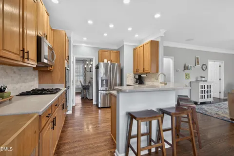 $649,900 | 9805 Rockledge Drive, Raleigh, NC 27617