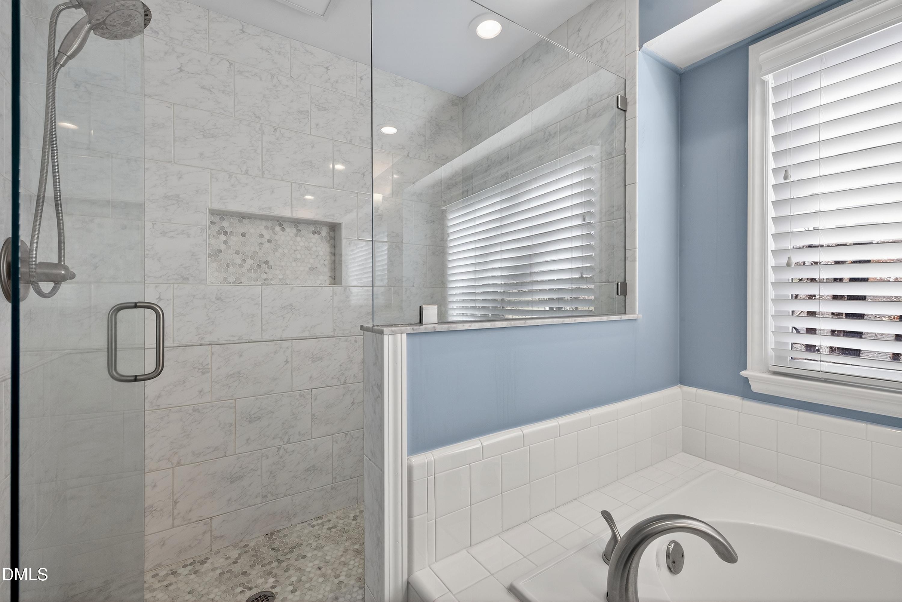 9805 Rockledge Drive Raleigh, NC 27617 - Photo 32 of 54 Scene-40