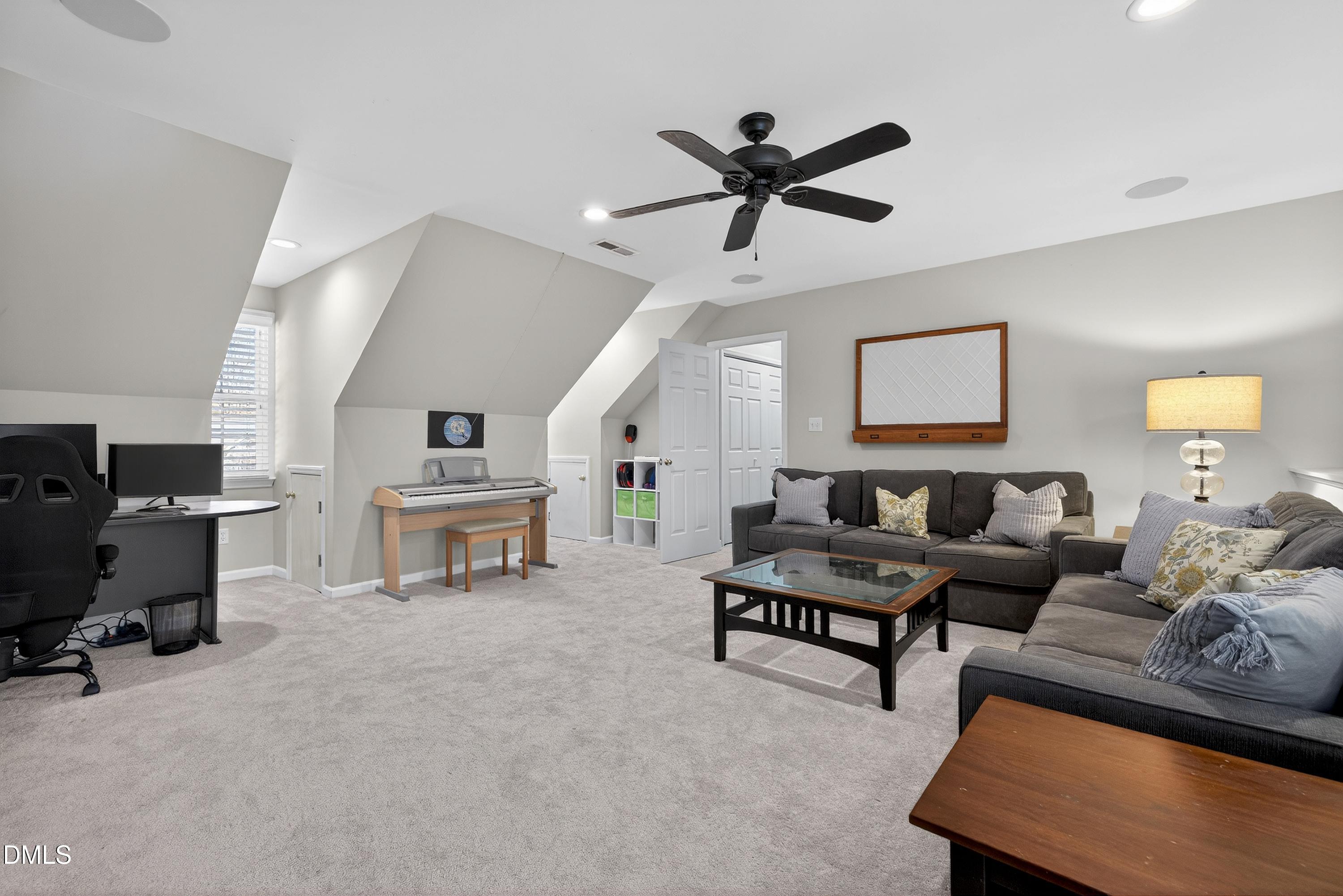 9805 Rockledge Drive Raleigh, NC 27617 - Photo 43 of 54 Scene-46