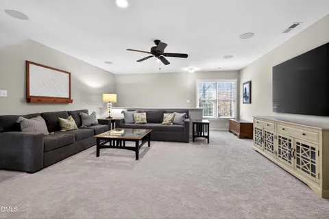 $649,900 | 9805 Rockledge Drive, Raleigh, NC 27617