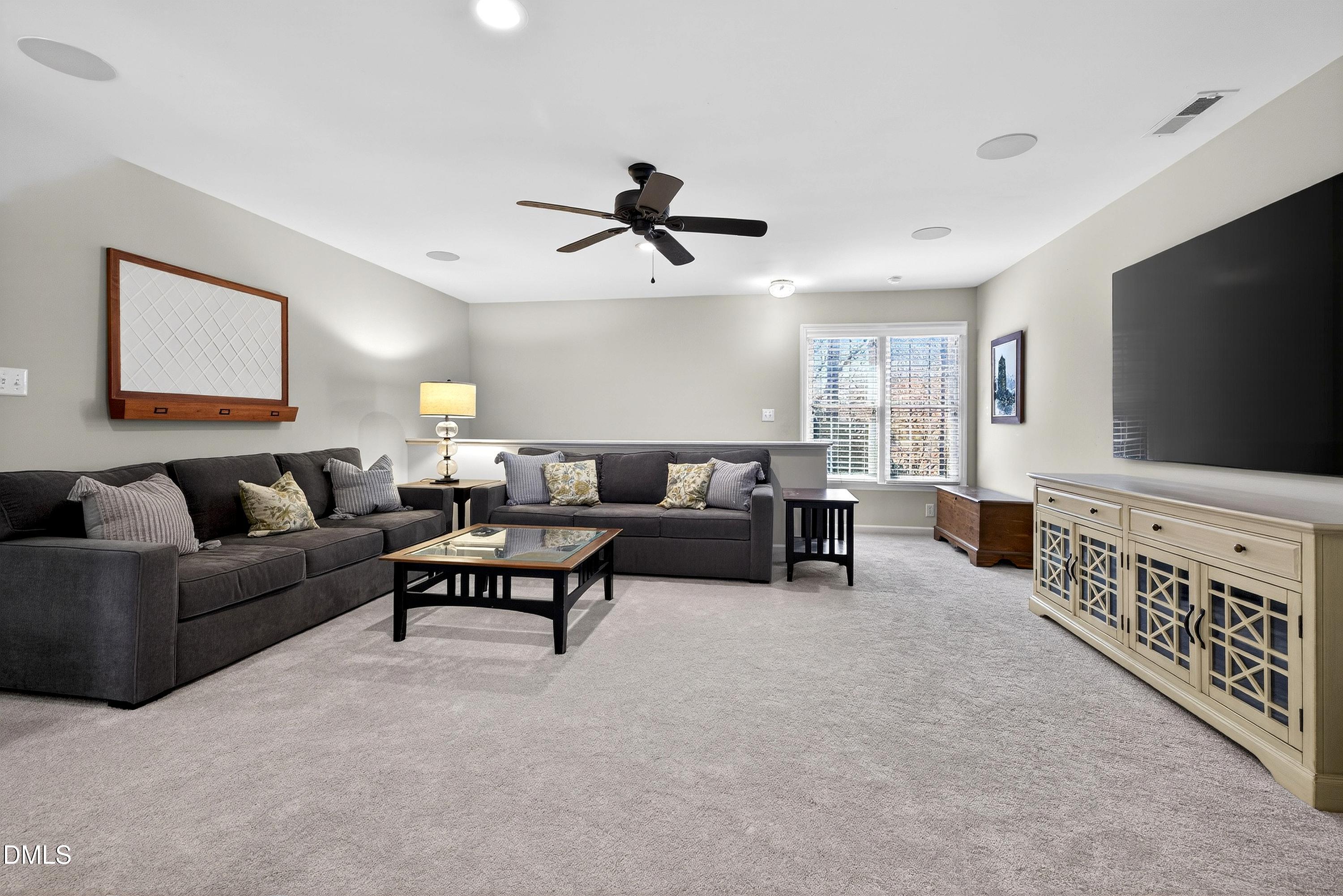 9805 Rockledge Drive Raleigh, NC 27617 - Photo 44 of 54 Scene-45