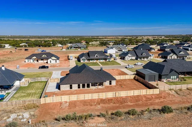 $574,900 | 125 Kleingrass Road, Abilene, TX 79606