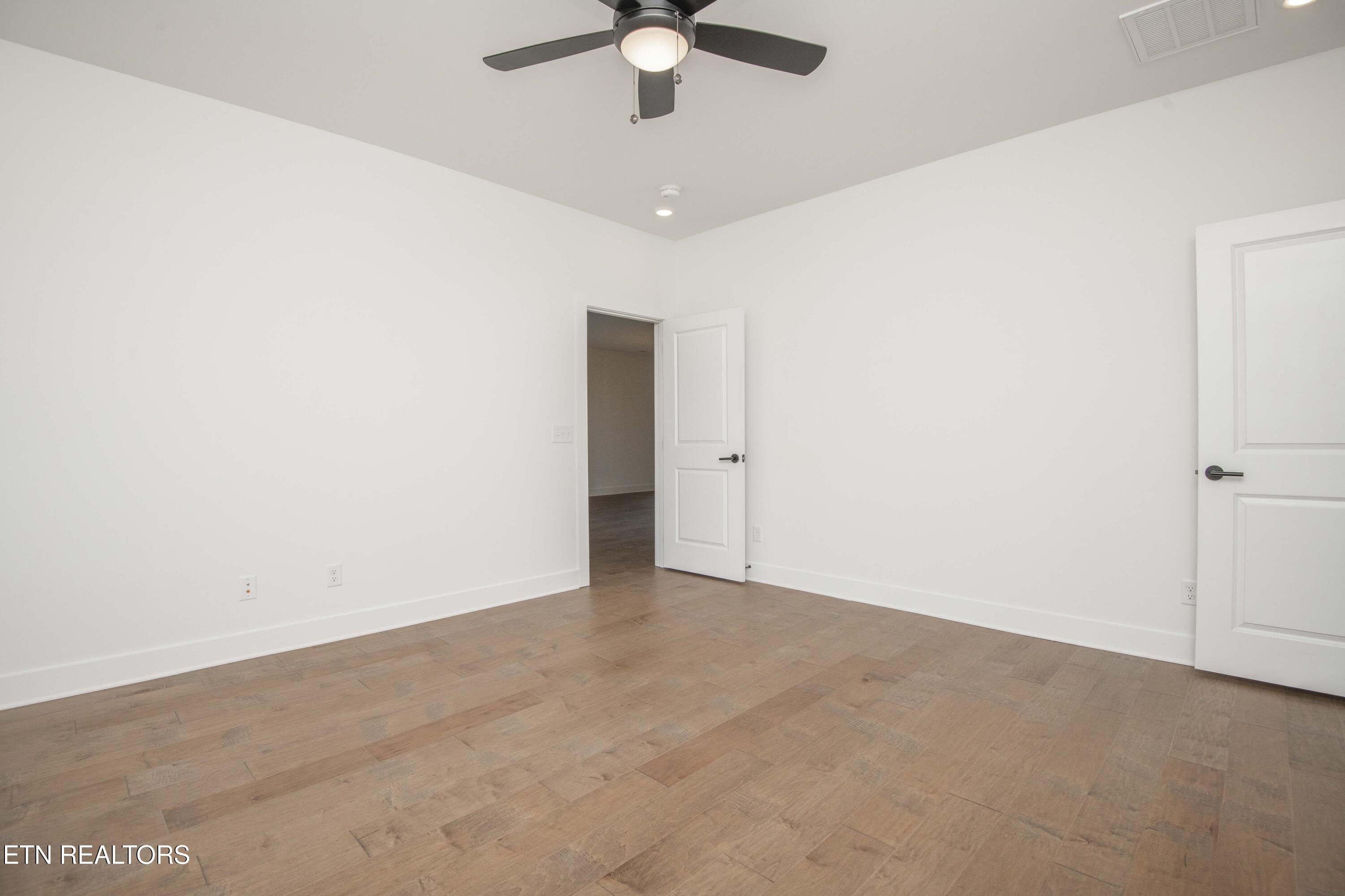 420 Ivey Farms Road Farragut, TN 37934 - Photo 25 of 56 iv1333web_36