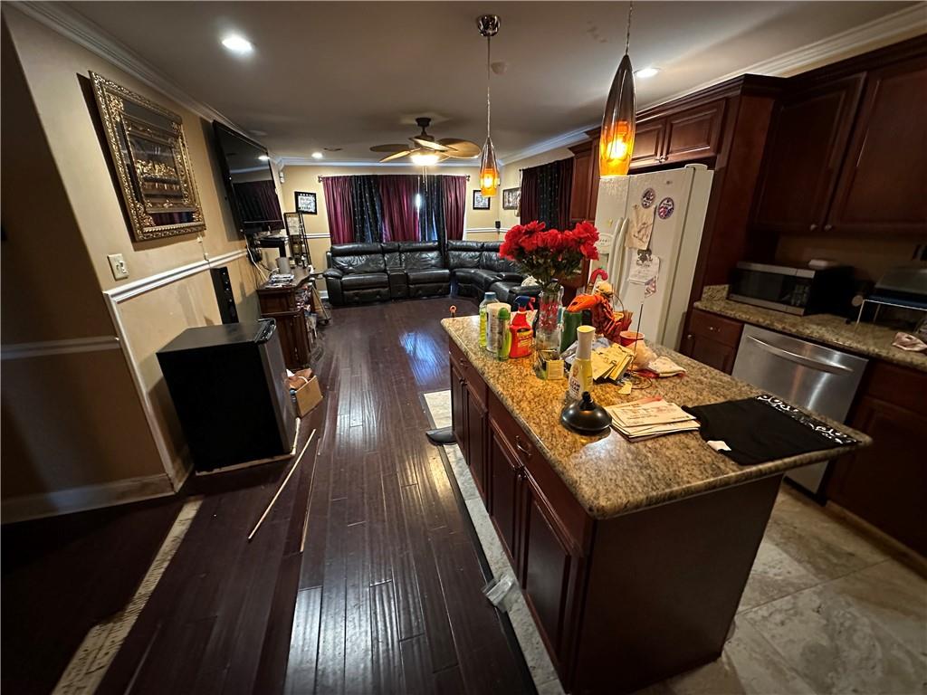 8532 Benjamin Street Chalmette, LA 70043 - Photo 4 of 19