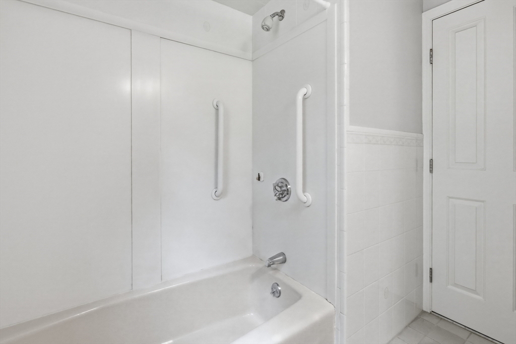 12 Hemlock Road Westford, MA 01886 - Photo 18 of 37
