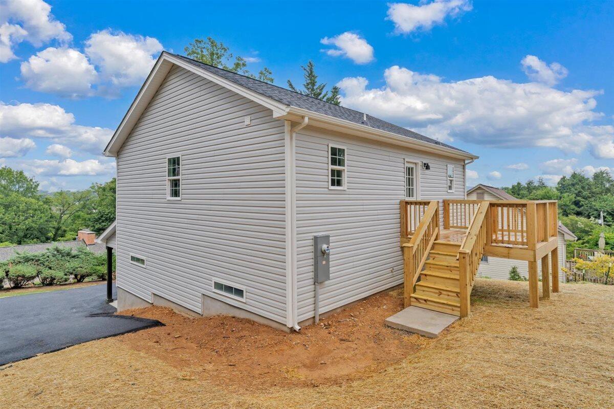 824 Commander Drive Roanoke, VA 24012 - Photo 36 of 45 36-MIB00773