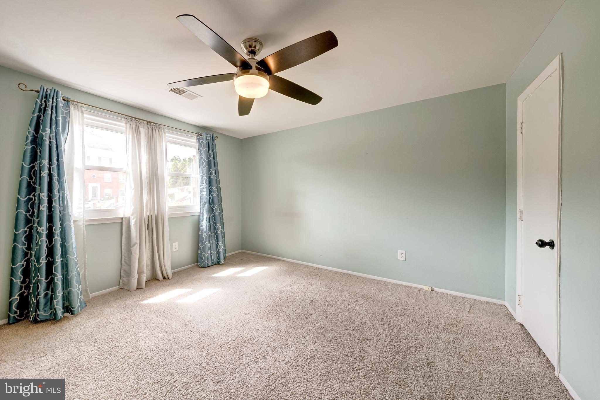 4159 Novar Drive Chantilly, VA 20151 - Photo 26 of 32