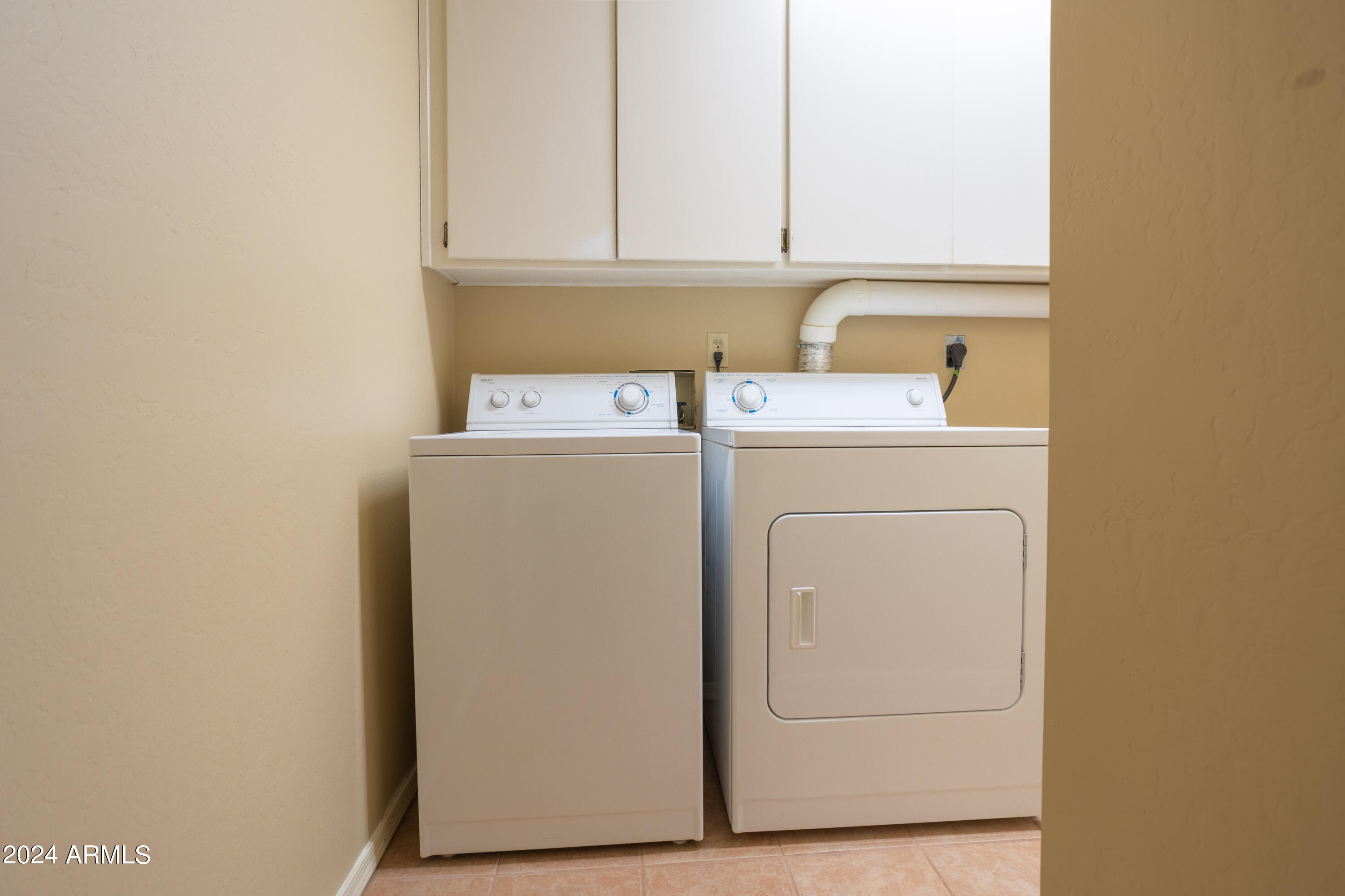 2233 Par Place Overgaard, AZ 85933 - Photo 18 of 32 paxmanphotography--4